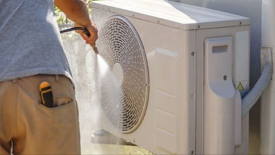 Cleaning a heat pump